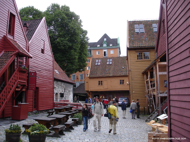 15 agosto, Norvegia: Bergen, via commerciale