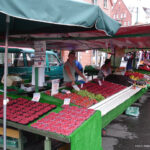 15 agosto, Norvegia: Bergen, bancarella di frutta