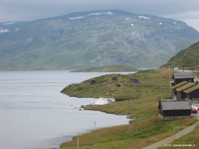 14 agosto: paesaggio del fiordo norvegese