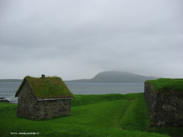 16 agosto, Isole Faroer: vecchie costruzioni