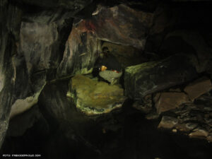 La grotta Grjotagia