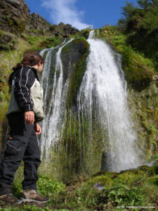 ... la cascata vicina