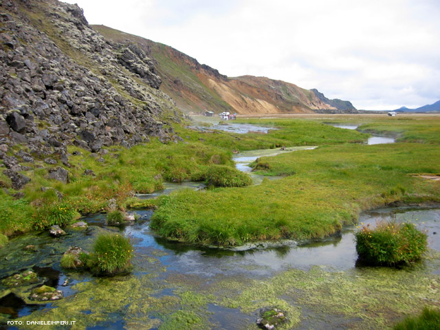 Il fiume di acqua calda