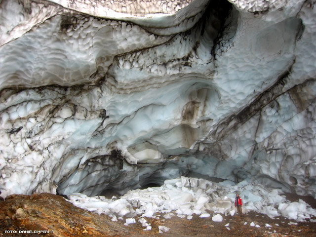 All'interno della grotta