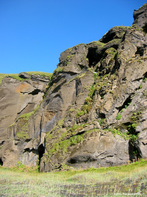 La collina dal basso